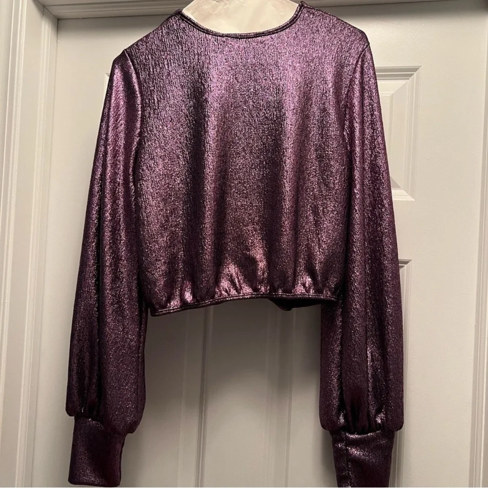 NWT 12th Tribe Purple Shimmer Crop Top - Picture 2 of 4